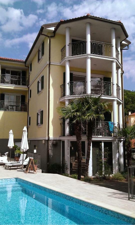 Apartment Villa Maria 10 With Swimming Pool Opatija Luaran gambar